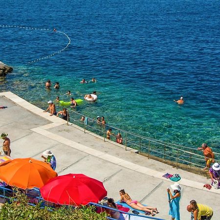 Bellatrix Apartment Senj  Luaran gambar