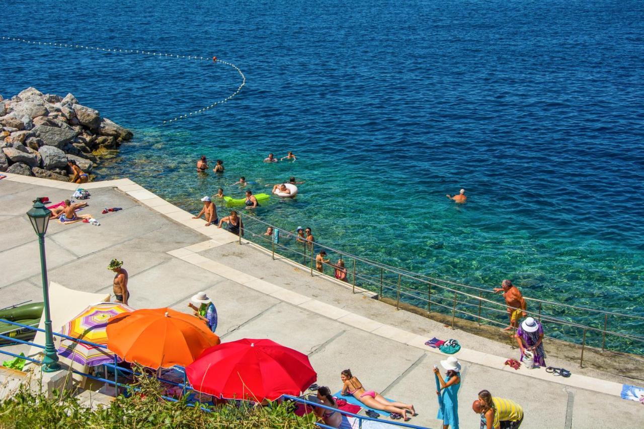 Bellatrix Apartment Senj  Luaran gambar