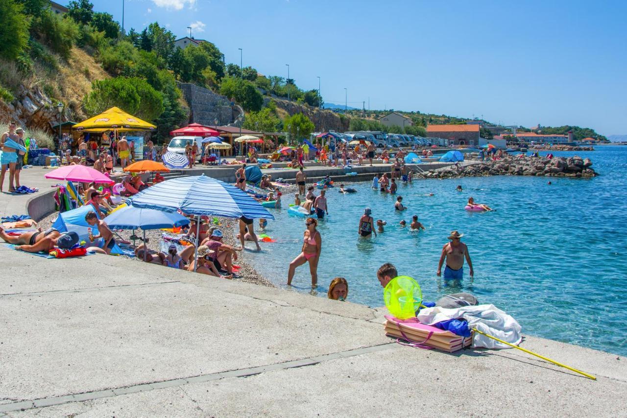 Bellatrix Apartment Senj  Luaran gambar